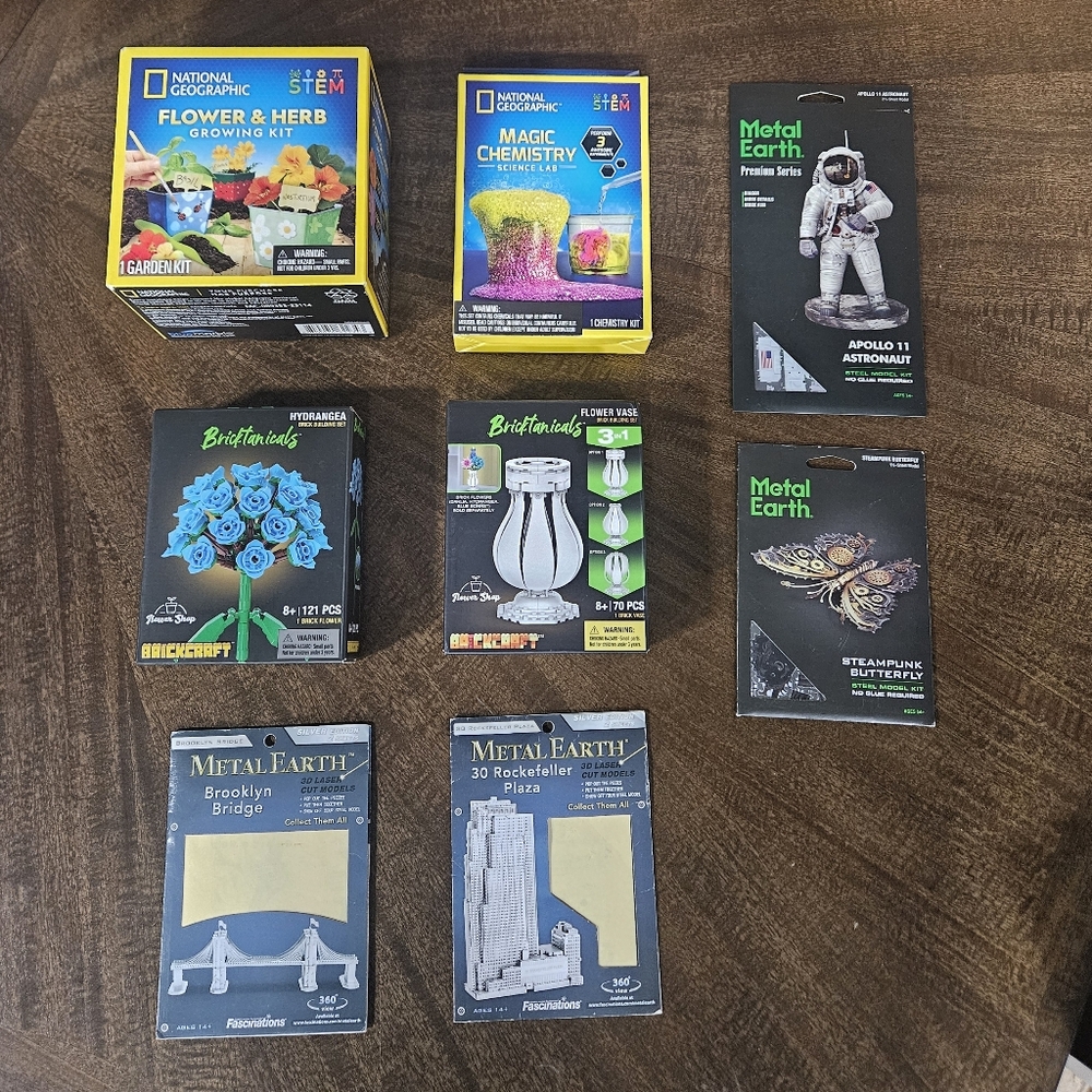 Creative ( 4 Metal Earth Kits, 2 Natl Geo STEM Kits & 2 Bricktanicals Kit ) Lot